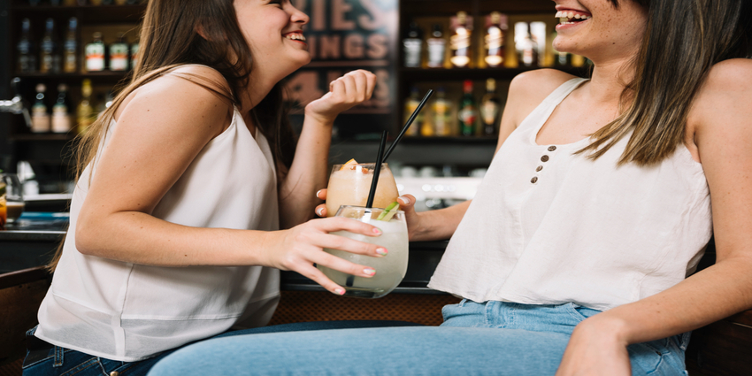 10 Minuman Alkohol untuk Wanita Review dan Cara Memilihnya
